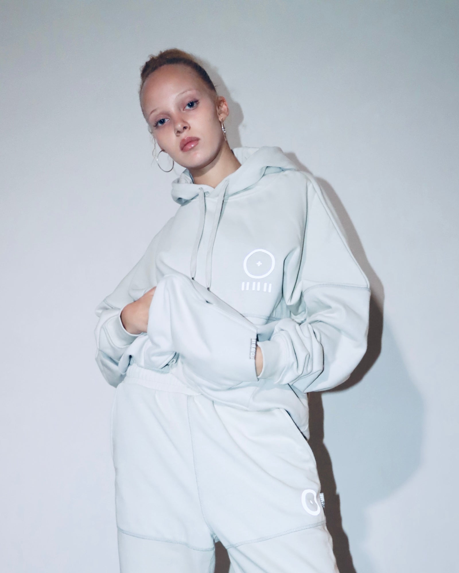 OHMNI | Trackless Hoodie