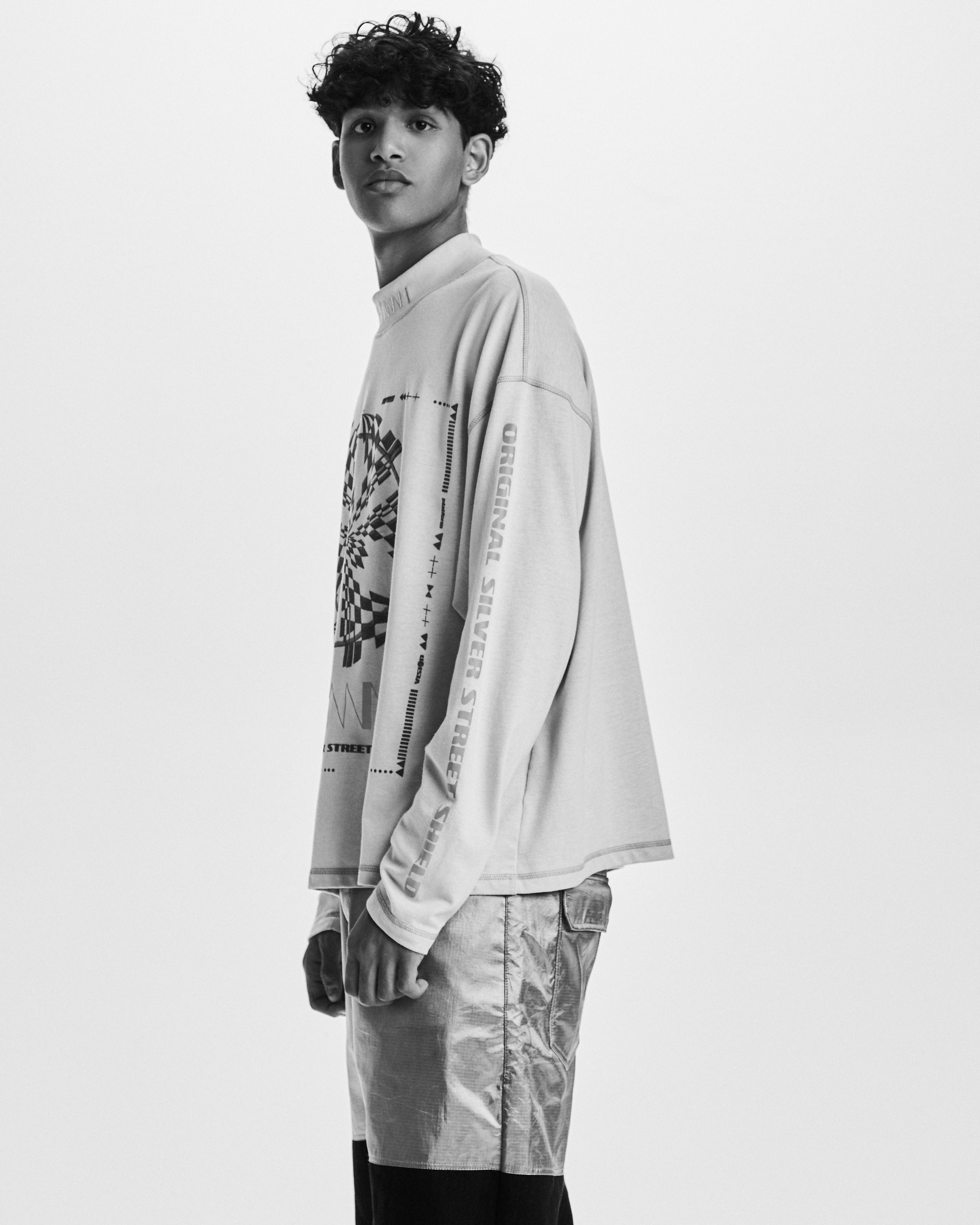 Full Shield Graphic Armour Tee